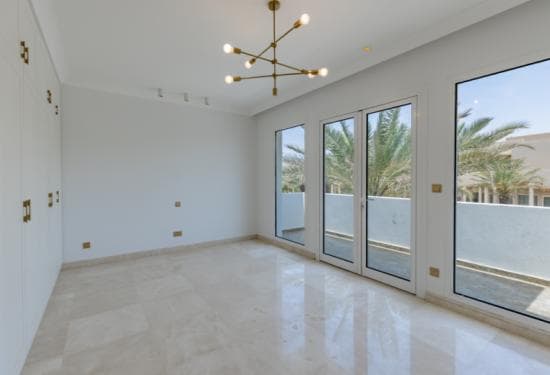 6 Bedroom Villa For Sale Al Seef Tower 3 Lp19986 3f39be4ee4f1900.jpg